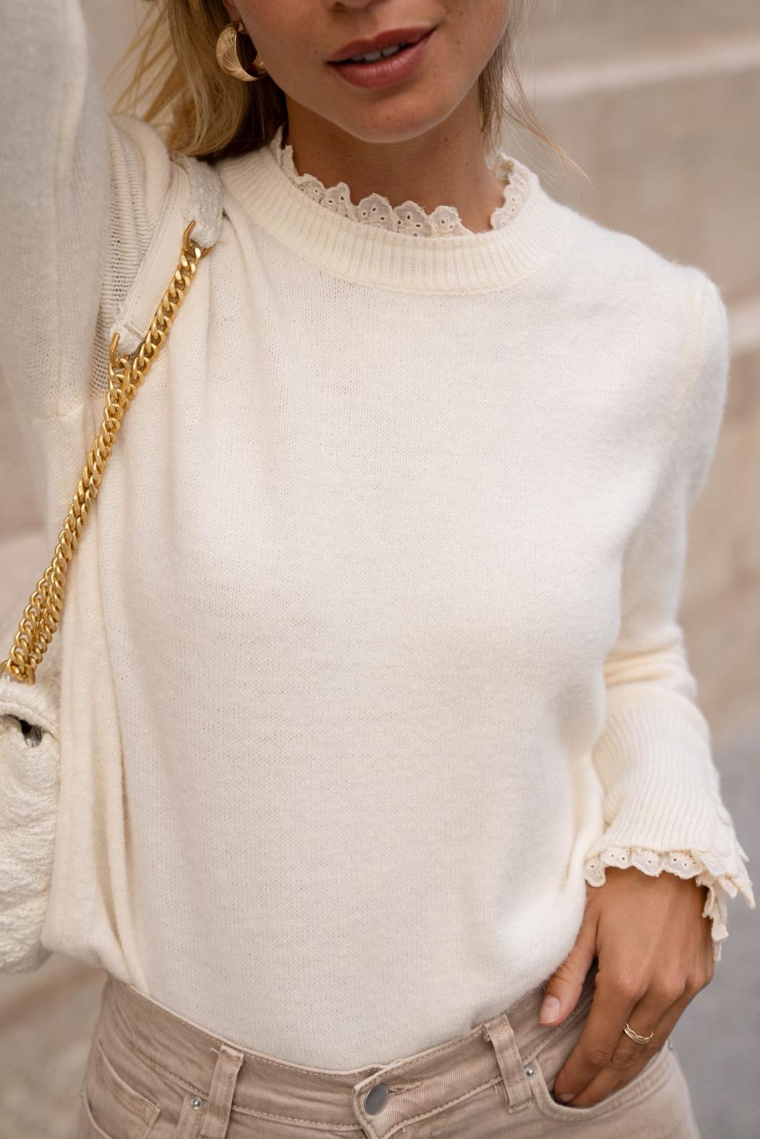 Maya Pull – Luchtig en Stijlvol