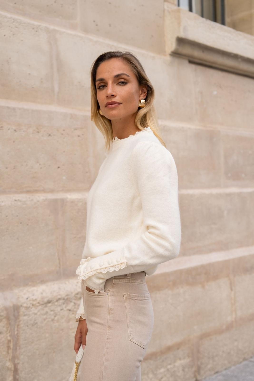 Maya Pull – Luchtig en Stijlvol