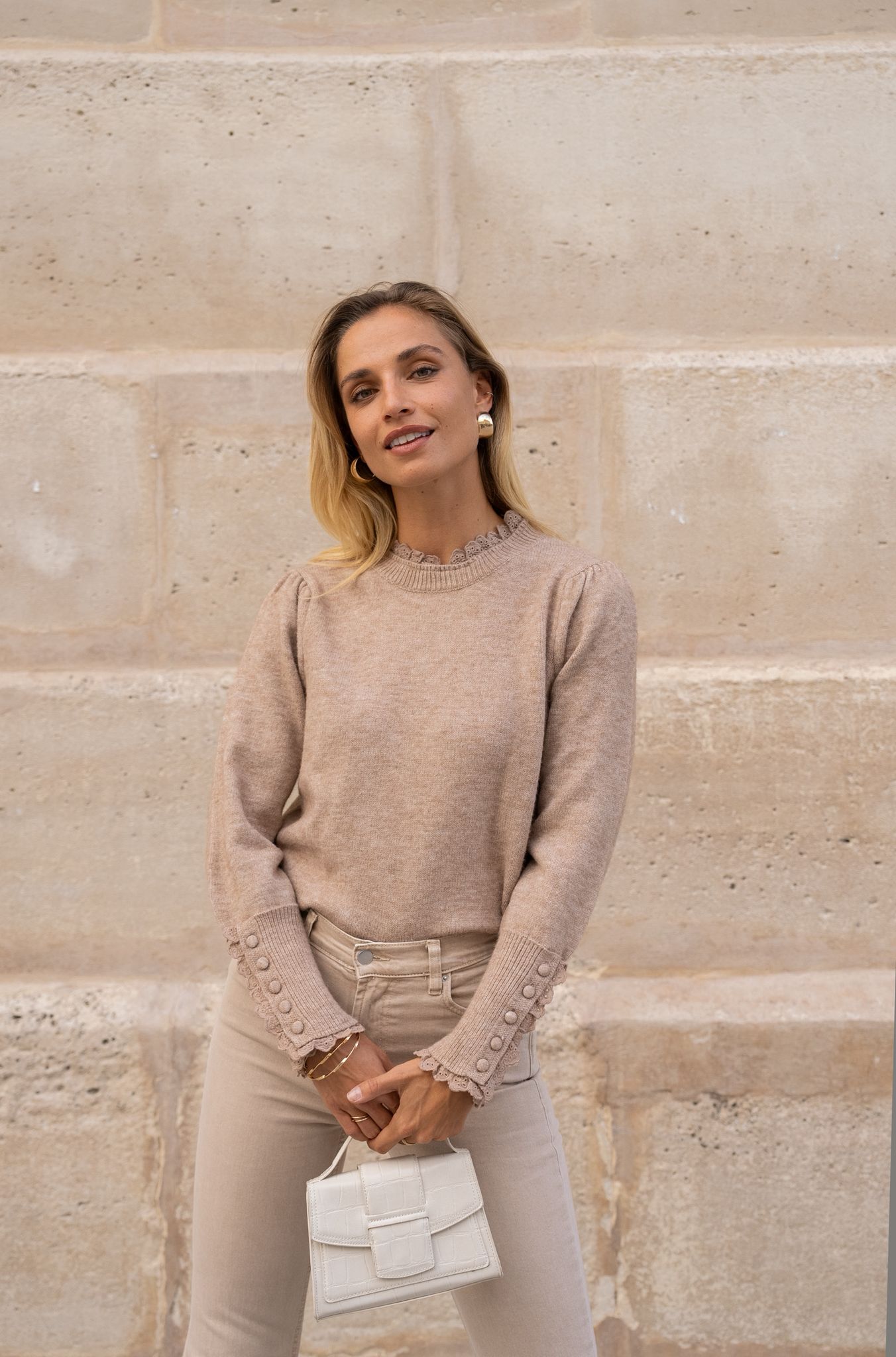 Maya Pull – Luchtig en Stijlvol